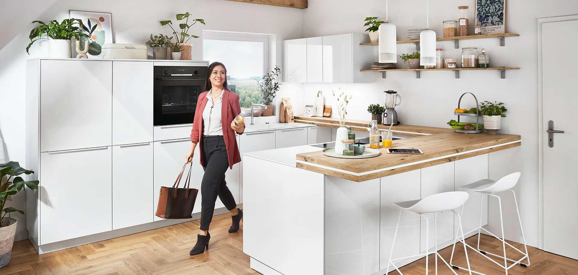 Front 516, Alpine white high gloss