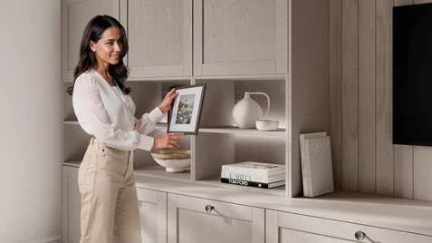 FRAME 619, Lakované lamino, struktura dřeva Macchiato (#1)