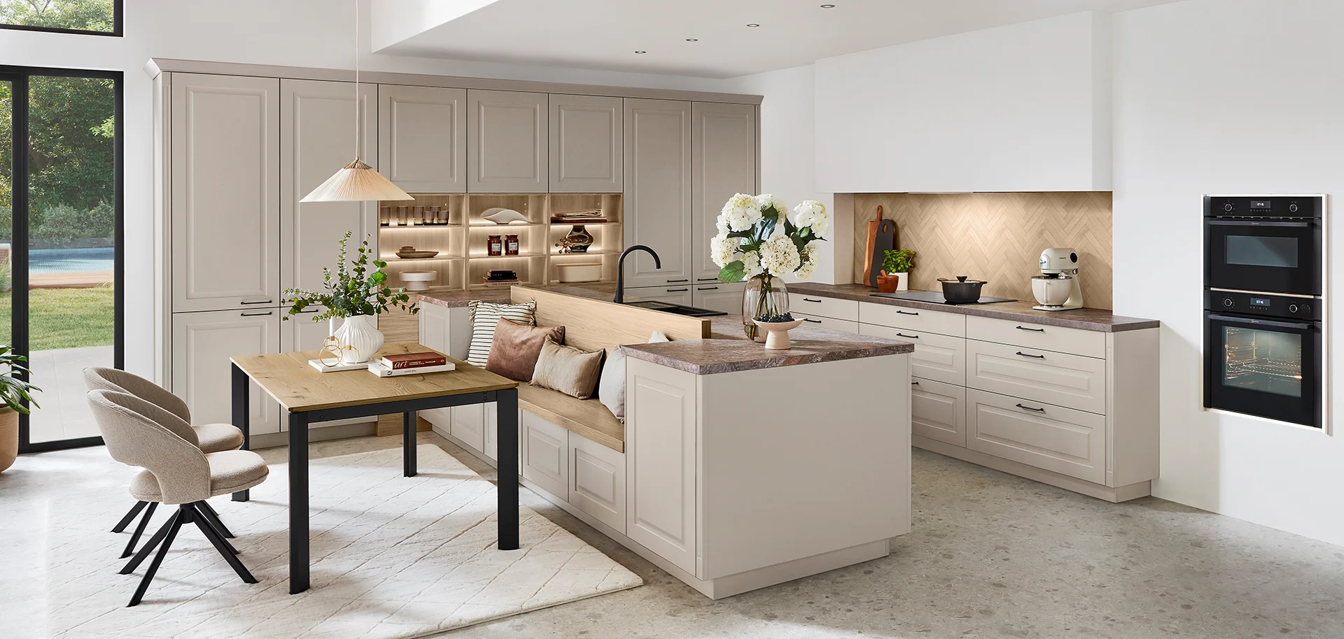 Front 848, Sand Perfect matt