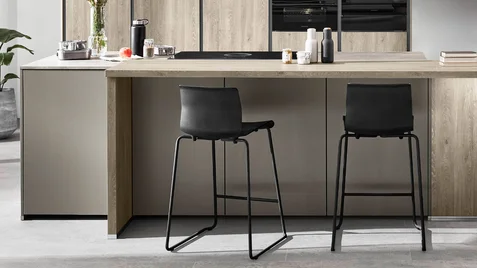 RIVA 843, Bergamo oak reproduction (#1)