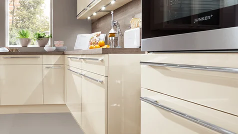 FLASH 452, Ivory high gloss (#5)