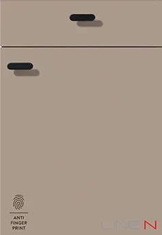 Matowy, połyskujący front w kolorze Macchiato z elegancką powierzchnią zapobiegającą pozostawianiu odcisków palców.