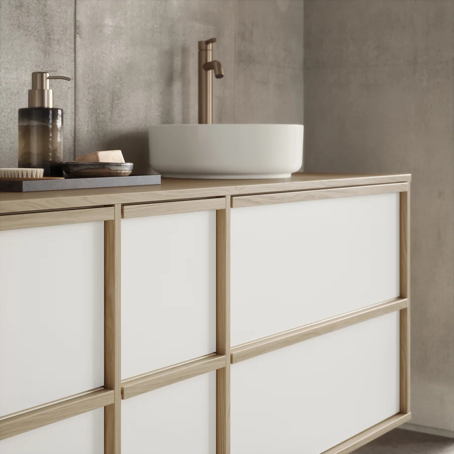 Mobili da bagno in look Japandi con maniglia 315 in rovere di Como - perfetti per un design naturale e minimalista.