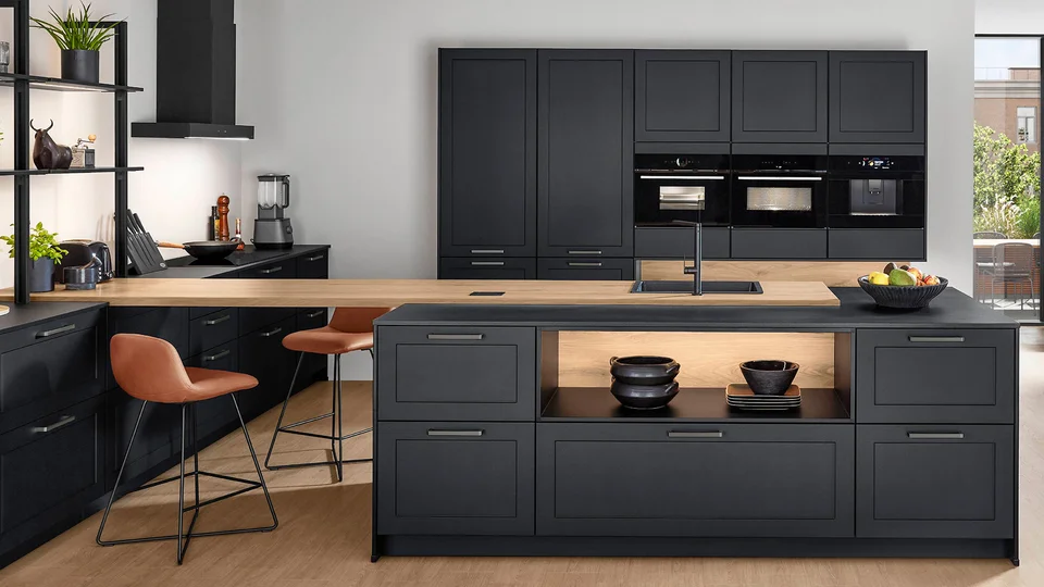 NORDIC 791 - Lak, Zwart Perfect mat, 8