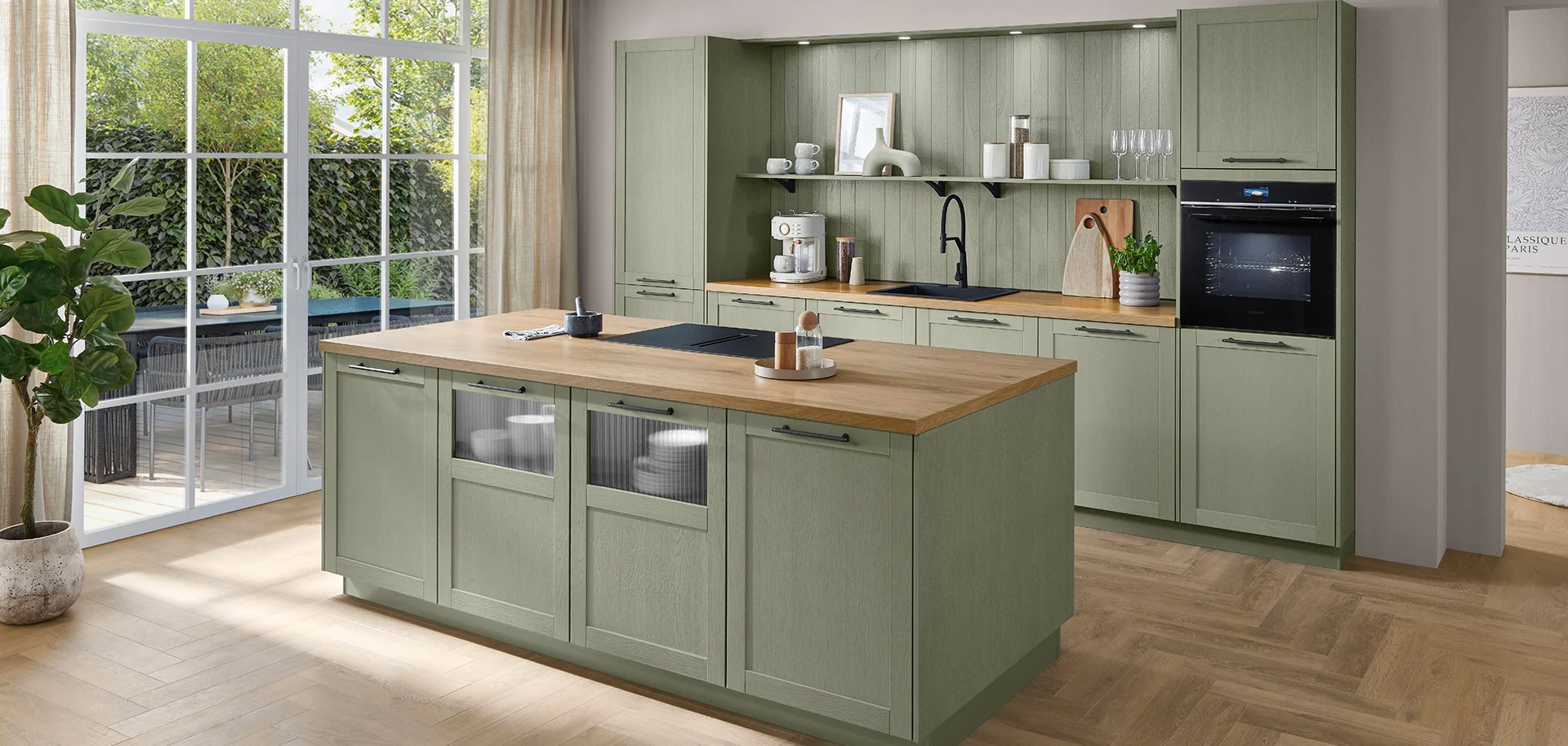 Anta 617, Laccato laminato, struttura in legno di ulivo