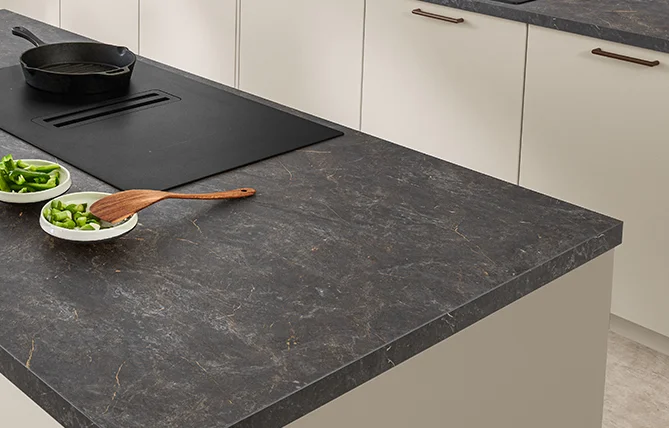 Pracovní deska. Základ každé kuchyně nobilia.