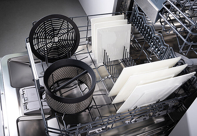 Easy cleaning of the BORA downdraft extractor fan GP4 in the dishwasher