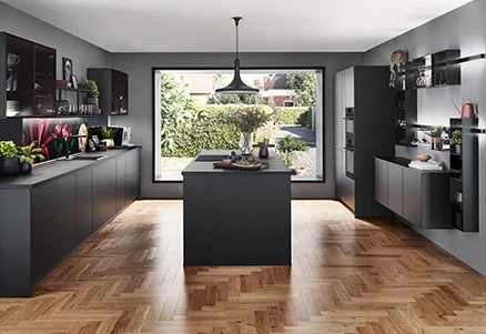 [Translate to en:] Unsere neue Novalux 519 Front in Seidengrau Hochglanz.