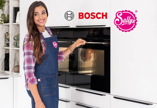 Sally prezentuje ekskluzywny piekarnik Bosch w nowoczesnej kuchni nobilia. Współpraca z Bosch i Sally's World to stylowe pieczenie w wysokiej jakości kuchni. Jeśli chciałbyś otrzymać wariant z większym naciskiem na doświadczenie marki lub wyróżnienia produktu, po prostu daj nam znać.