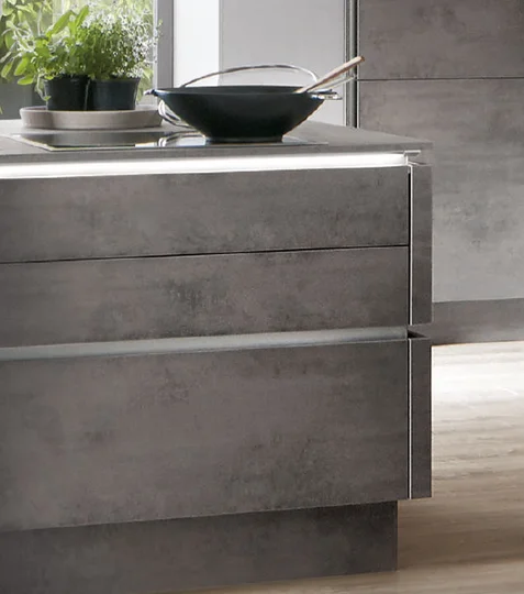 RIVA 889, Finutura cemento grigio ardesia (#3)