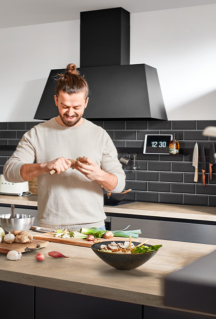 Nischenverkleidung mit Steinoptik Dekor Metro Black 292.