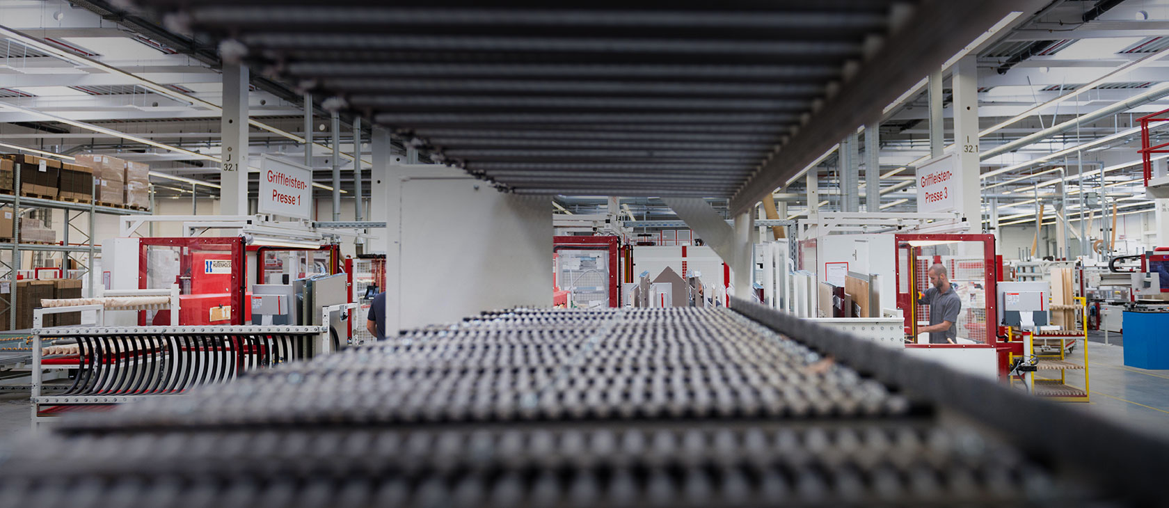 Medewerker bij de kwaliteitscontrole bij nobilia